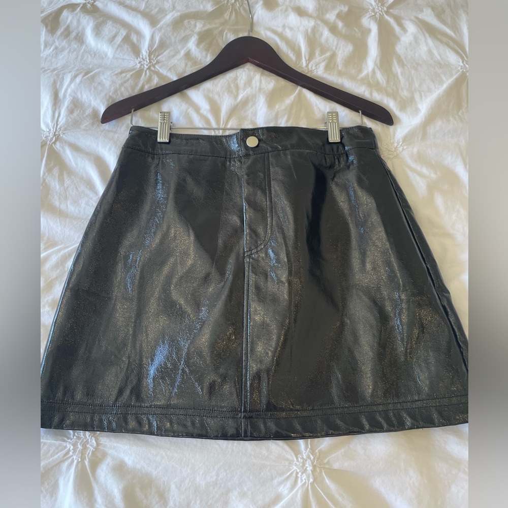 Faux leather mini skirt